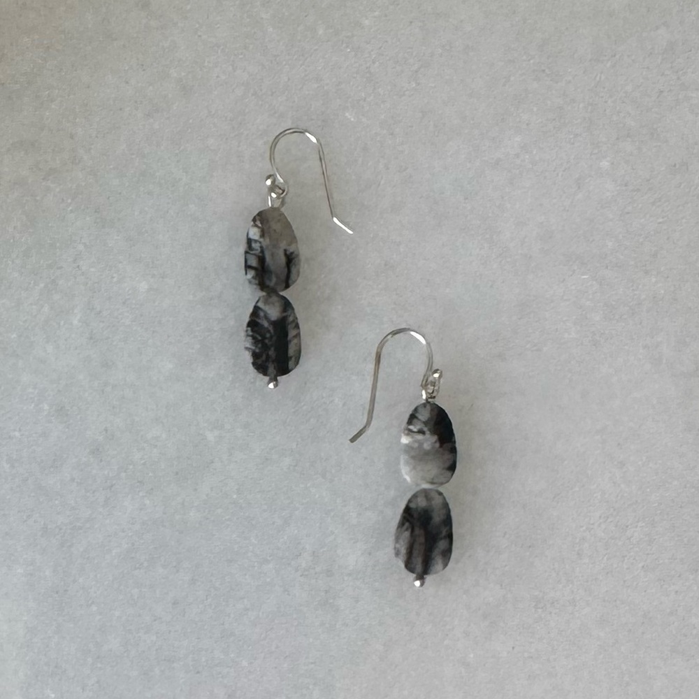 NWOT Sundance Spirit of the Wind Earrings, Agate, Sterling Silver